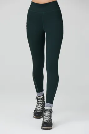 Premium Thermal Outdoor Leggings in Forest Green - Perfect for Cold Weather Adventures